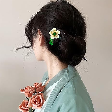 8 Pieces Vintage Retro  Flower Wooden Hair Sticks with Bead Pendants Hair Pins Forks Chopsticks Headpieces for Women Girls Teens Buns Updos
